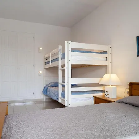 Amplio En El Corazon De Riells Con Piscina Y Parking - Es-325-19 アパート